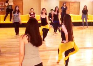 バーレスククラス Aki Bellydance Studio